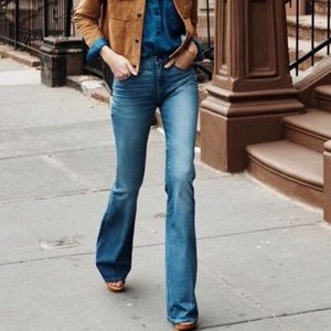 NWT. Madewell Flea-market Flare Jeans. Size 26